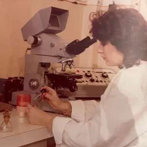 Biolog Adriana Goleanu